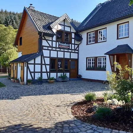 펜션 Farmhouse In The Kalltal